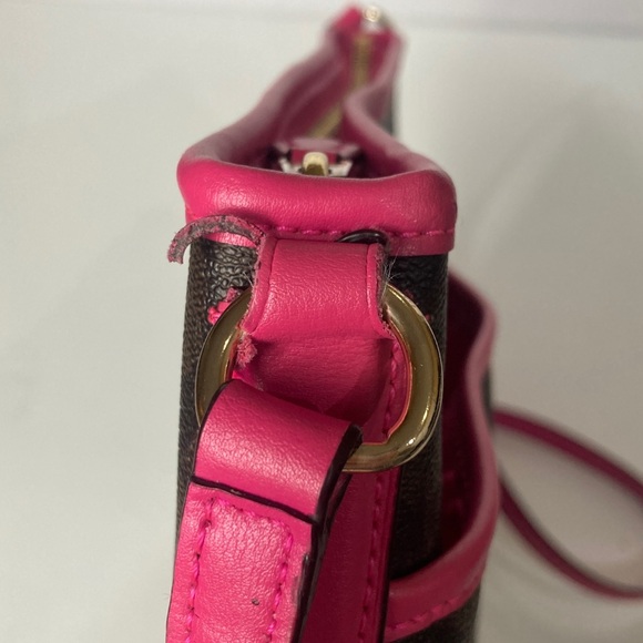 Coach Signature Print File Bag - Crossbody Dark Brown w/ Fuchsia Leather Piping - Picture 9 of 15